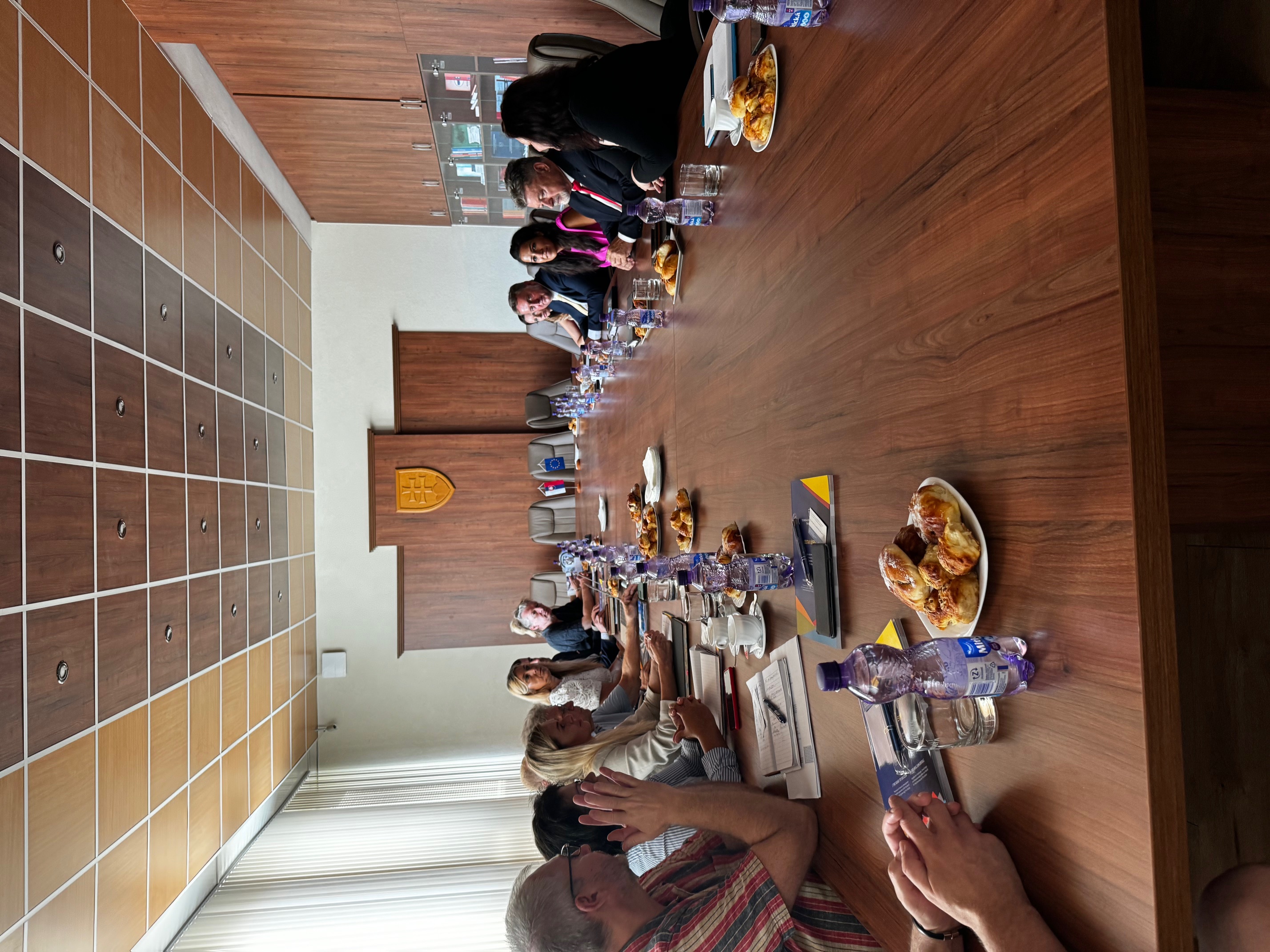 Rokovanie s pani Zacharovou a delegaciou